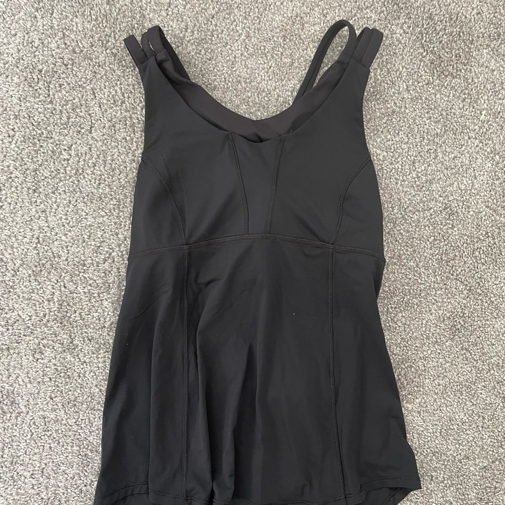 Lululemon tank